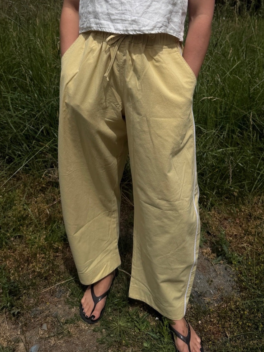 Shelter Jules Pant - Butter with white piping size 2X/3X